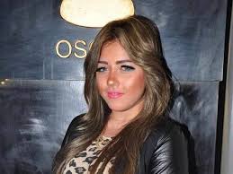 سارة سلامة نصابة في عيش الدبابير Arab Beauty Beauty Youtube