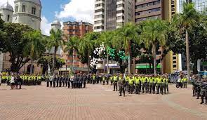 Tras finalizar la mesa de legalidad liderada por el alcalde carlos maya y con la presencia del secretario de gobierno álvaro arias, el director del instituto de movilidad de pereira, sergio trejos. Risaralda Uno De Los Departamentos Con Mayor Reduccion De Delitos Pereira Caracol Radio