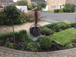 Contemporary front garden design uk exterior design ideas. Contemporary Small Front Garden Halstead Jon Gower Garden Design