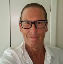 Are any of you working yacht rock bands ever short a bass player? If so,  I'd be happy to sub in if the need ever arises. Would also be open to  joining