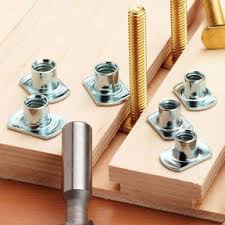 What fasteners do you use to put up wood siding and wood shingles? Fasteners Nails Bolts Screws At Woodcraft