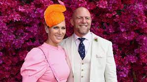 Profitant de ce jour ensoleillé, la fille de la princesse anne, avait pris avec elle son fils. Queen Enkelin Zara Tindall Ehemann Mike Schildert Dramatische Badezimmergeburt