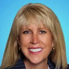 Leila Sanchez Albino, Insurance Agent