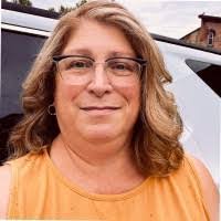 Amanda Guzik's Instagram, Twitter & Facebook