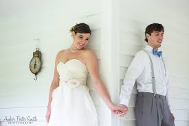 First look wedding photos is a new trend. First Look Or No Look Wedding Day Traditions Amber Foster Smith Photography