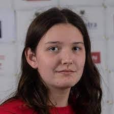 Clara Schwab's Instagram, Twitter & Facebook