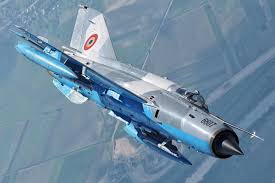 Generalul ștefan dănilă, fost șef al armatei române spune că aviația folosește și acum vechile avioane mig 21, ccare expirau în 2012 și pentru care nu se mai găsesc piese. Mig 21 Lancer Aircraft Crashes In Romania Pilot Manages To Catapult Romania Insider