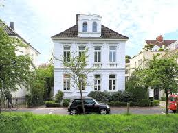 Haus zur miete in oldenburg. Wurdevolle Villa Im Dobbenviertel