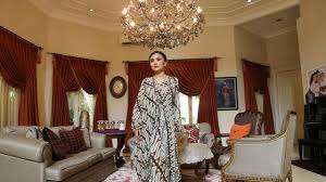 Yuni shara is an actress, known for rumah tanpa jendela (2011). Menengok Rumah Yuni Shara Yang Mewah Dan Asri Sebelum Kebanjiran Lifestyle Liputan6 Com
