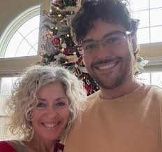 Christopher Sexton (@getoursexton) • Instagram photos and videos