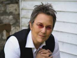 Track Premiere: Casey Neill “The Distance Ahead”