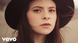 .посмотрите в instagram фото и видео francesca michielin (@francesca_michielin). Francesca Michielin L Amore Esiste Music Video Song Lyrics And Karaoke