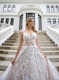 Deine hochzeit steht bevor und wir helfen dir das schönste brautkleid für dich zu finden. Brautkleider Fur Prinzessinen Amabilis Wedding Concept