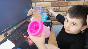 Kedi Kopek Pati Yikama Aparati Pati Temizleme Kovasi Ve Tuy Toplama Eldiveni Inceleme Youtube