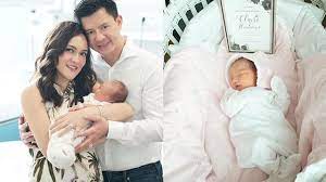 Pasangan yang menikah pada 2011 ini baru saja dikaruniai anak pertama. 6 Potret Claire Herbowo Anak Shandy Aulia Yang Menggemaskan Hot Liputan6 Com