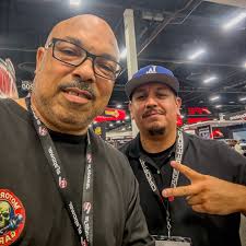 Jerry Lawrence Combs Jr. (@silvasurfer_eviltwin) • Instagram photos and  videos