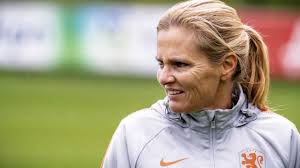 Netherlands striker vivianne miedema believes incoming england women's head coach sarina wiegman's clear coaching style will help her get the best out of the lionesses and deliver instant success. Sarina Wiegman Netherlands Coach And Euro 2017 Winner In Line To Succeed Phil Neville As England Boss