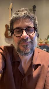 Para Tó Brandileone , as indicações ao #LatinGRAMMY nas categorias Melhor  Álbum de Rock ou Música Alternativa em Língua Portuguesa 🎸 e Melhor  Engenharia de Gravação para um Álbum 🎧 são simplesmente a ...