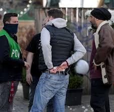 Das betrifft viele internationale kinofilme oder serien und manche sportevents. Heute Show Satire Und Comedy Beim Zdf Welt