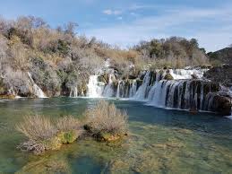 Der nationalpark krka wurde bereits 1955 um einen großteil des flusses krka in dalmatien errichtet. Skradin Krka Wasserfalle Warten Auf Die Zeit Nach Corona Mag Lifestyle Magazin