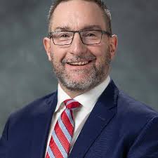 Traci Toth (@tikkit66)