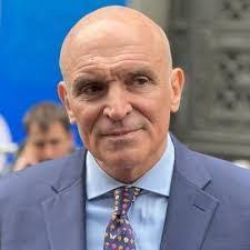 Gail Callan's Instagram, Twitter & Facebook