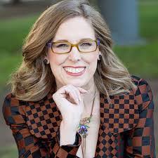 Carrie Dulay's Instagram, Twitter & Facebook