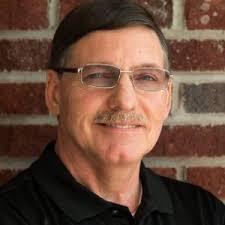 Meet Your Alumni Team!