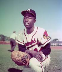 Hank Aaron, Hall of Fame slugger and MLB's real home run king, dies at 86
