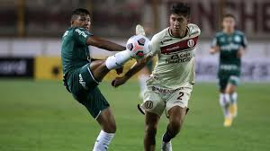 Renan (palmeiras) header from the centre of the box to the bottom left corner. Universitario 2 3 Palmeiras Goles Resumen Y Resultado As Peru