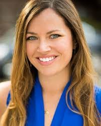 Lisa Weinberg's Instagram, Twitter & Facebook