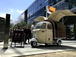 Piaggio Ape Vintage Catering Custom Builders Foodtrucks Motos