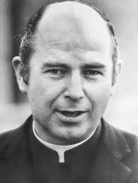Bloody Sunday priest who bravely waved his white handkerchief at British  troops has died