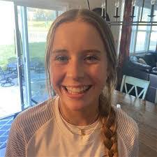 Elizabeth Steckler's Instagram, Twitter & Facebook