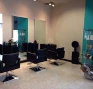 Voici la vidéo sur ce salon de charleroi Salon De Beaute Et Spa Zeyna Inc Opening Hours 4983 Rue De Charleroi Montreal Nord Qc