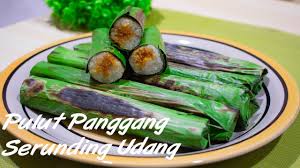 Ini masih merupakan salah satu kudapan yang paling versatil, sedap, dan sempurna untuk sarapan atau. Resipi Cara Buat Pulut Panggang Sambal Udang Youtube