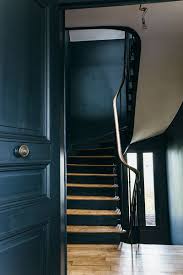 Un relooking d'un meuble au style industriel qui a su être rafraîchi tout en gardant son propre look. Nuances De Bleu Style Industriel Frenchy Fancy Escalier Nuances De Bleu Deco Escalier