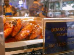 Ternyata, kuala lumpur bukan hanya menara kembar petronas, karena masih ada banyak sekali tempat wisata di kuala lumpur yang menarik untuk kita selain makanan yang enak, atmosfer yang gemerlap pada malam hari juga sangat sayang untuk dilewatkan. Rekomendasi Kuliner Enak Di Kuala Lumpur