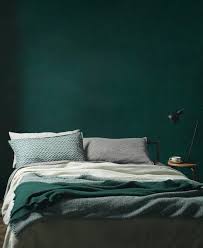 Wenn ihnen eine schlafzimmer renovierung oder neugestaltung bevorsteht, machen sie sich bestimmt gedanken wichtig bei der wahl der wandfarben im schlafzimmer sind in erster linie die vorhandenen schlafzimmermöbel. 45 Super Ideen Fur Farbige Wande Archzine Net