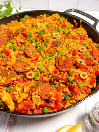 Chorizo And Chicken Paella In 2020 Paella Recipe Chicken Chicken Paella Paella