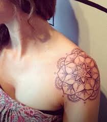 20 Shoulder Mandala Tattoos For Women And Girls Tattoos Mob Mandala Tattoos For Women Mandala Tattoo Shoulder Cool Shoulder Tattoos