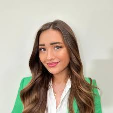 Katlyn Thompson's Instagram, Twitter & Facebook