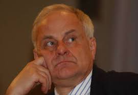 Kurt Lechner MdEP, der Vorsitzende der CDU Rheinhessen-Pfalz, sitzt bei der  CDU-Regionalkonferenz