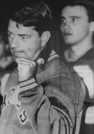 Mighty Moms feed the hungry. Living. B1.