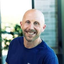 Day 4 at LinkedIn! Feeling incredibly grateful for the warm welcome from my  Sales managers, Mischa Jeurissen Ulrike Radusch Hans Hanssen Niclas Nowotny  Alexander Cebulski and all our amazing sales…