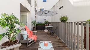 5 model balkon rumah mewah impian. Ide Desain Balkon Rumah Minimalis Agar Lebih Nyaman Berkeluarga