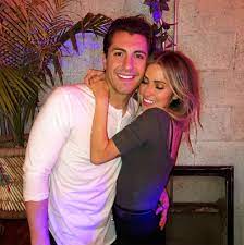 Her combined net worth with her boyfriend. Kaitlyn Bristowe Almost Canceled First Meeting With Jason Tartick People Com