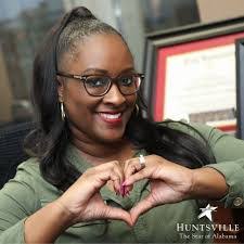 Kimberly Thigpen's Instagram, Twitter & Facebook