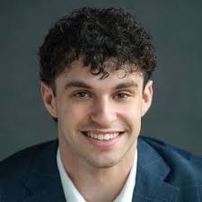 I'm excited to share that I will be interning at Dow Jones in their New  York City office this summer.