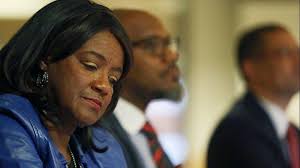 Hampton school board throws out chairman following months of discontent